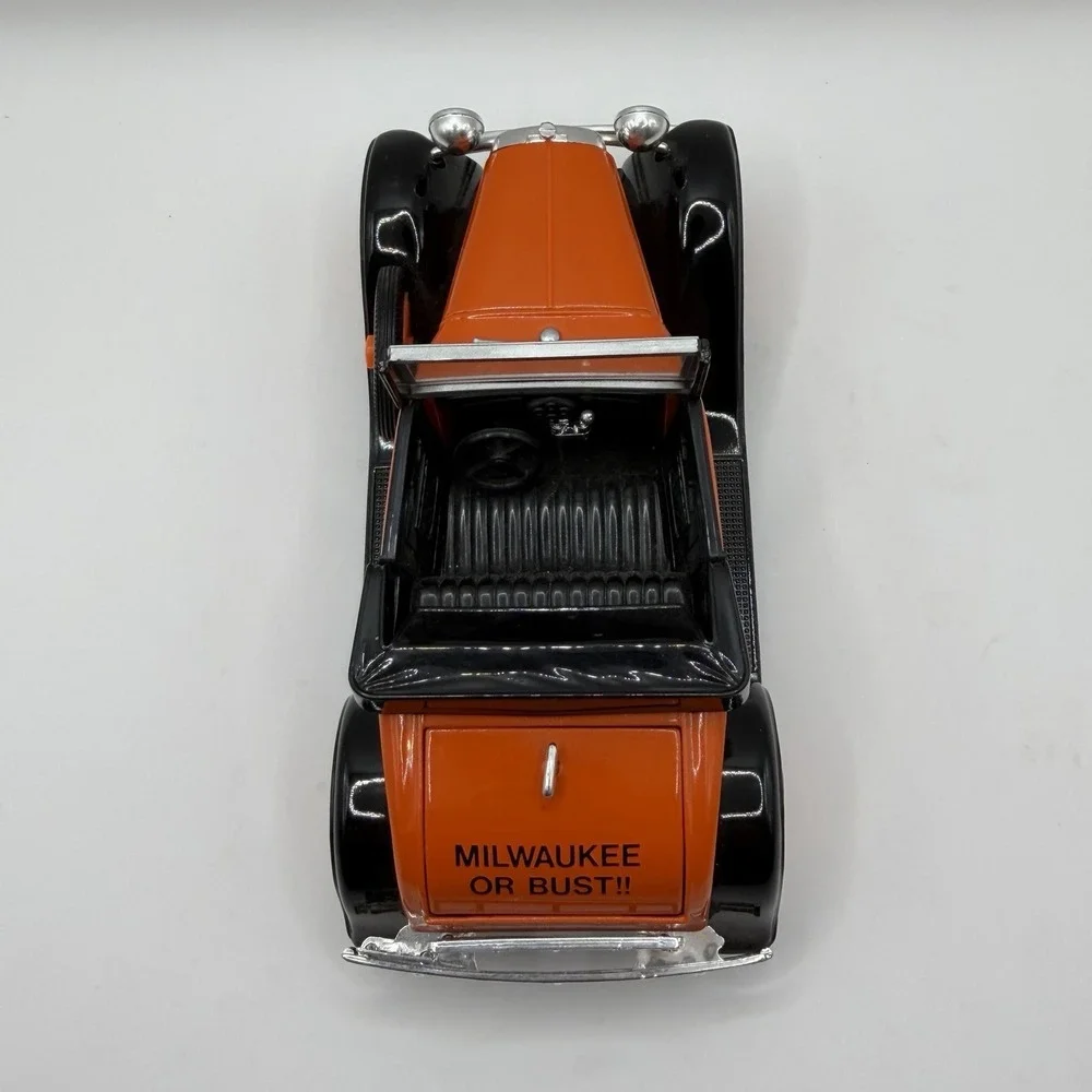 Harley Davidson 1929 Ford Model A Roadster 1:25 Coin Bank Car Milwaukee Or Bust!